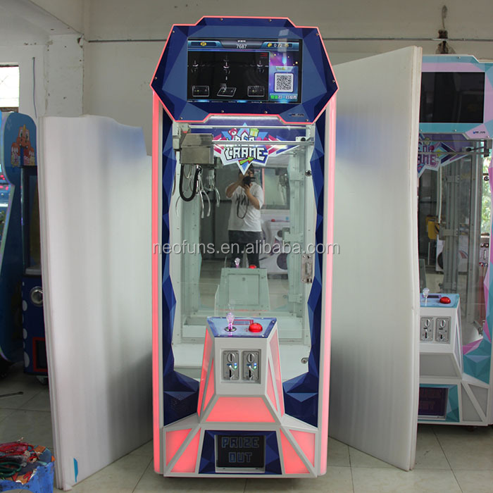 おもちゃのぬいぐるみクレーンゲーム、コイン式アーケードゲーム - Arcade Toy Vending Machine のレビューと価格